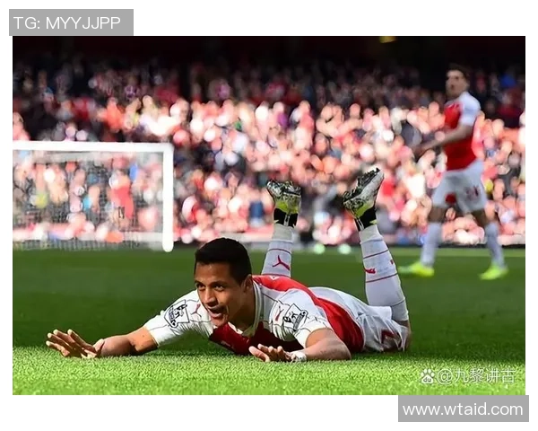 欧冠小组赛回顾奥林匹亚科斯对阵阿森纳的精彩对决与战术分析